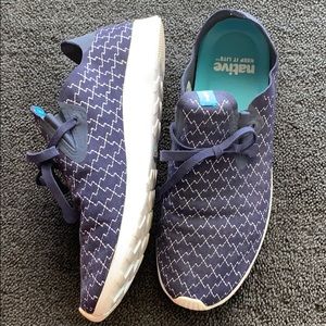 Men’s Native Apollo Moc sz 10